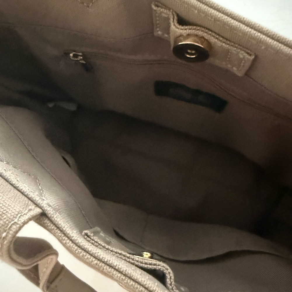 Jill by Jill Stuart ruffle tan tote bag - Picture 11 of 11